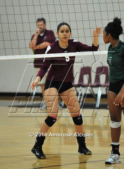 Thumbnail 1 in Kempner vs. Mayde Creek (NIKE Invitational Tournament) photogallery.