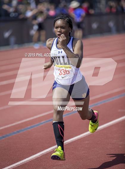 Thumbnail 2 in Arcadia Invitational photogallery.