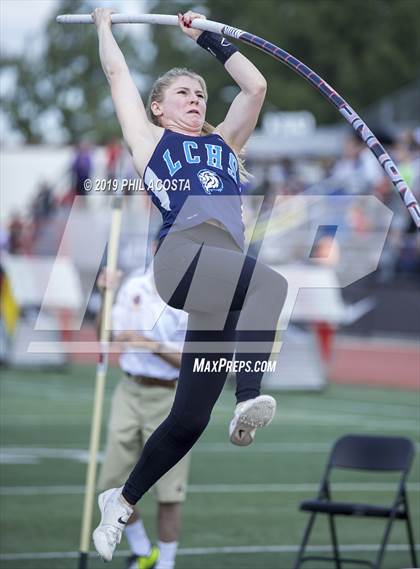 Thumbnail 3 in Arcadia Invitational photogallery.