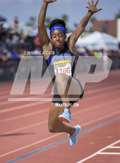 Thumbnail 3 in Arcadia Invitational photogallery.