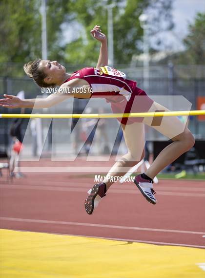 Thumbnail 3 in Arcadia Invitational photogallery.