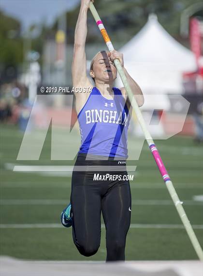 Thumbnail 1 in Arcadia Invitational photogallery.