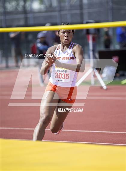 Thumbnail 2 in Arcadia Invitational photogallery.