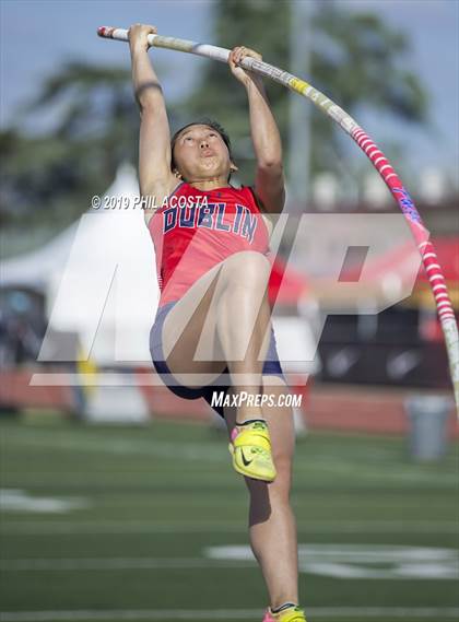 Thumbnail 1 in Arcadia Invitational photogallery.