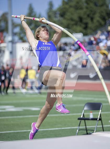 Thumbnail 1 in Arcadia Invitational photogallery.