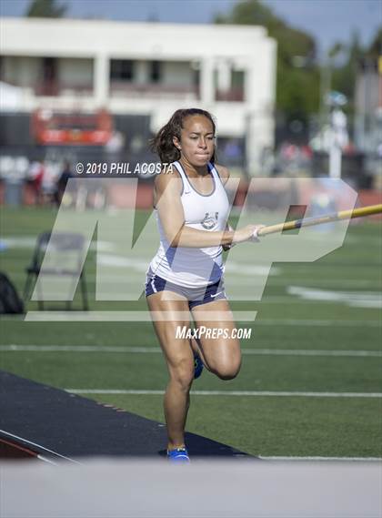 Thumbnail 2 in Arcadia Invitational photogallery.