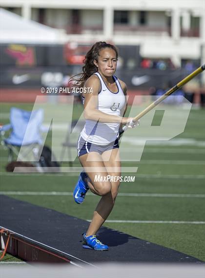 Thumbnail 1 in Arcadia Invitational photogallery.