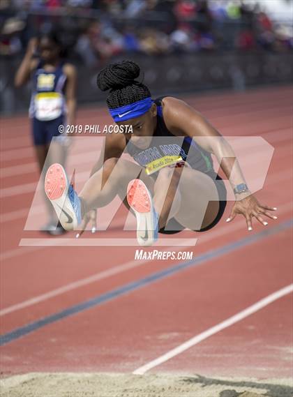 Thumbnail 2 in Arcadia Invitational photogallery.