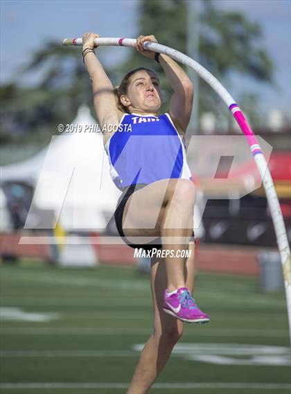 Thumbnail 2 in Arcadia Invitational photogallery.