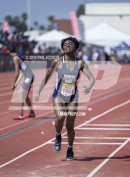 Thumbnail 3 in Arcadia Invitational photogallery.
