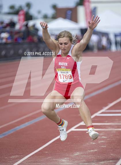 Thumbnail 2 in Arcadia Invitational photogallery.