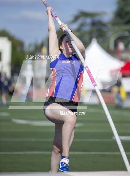 Thumbnail 3 in Arcadia Invitational photogallery.