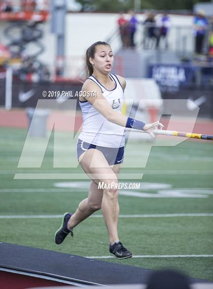 Thumbnail 3 in Arcadia Invitational photogallery.