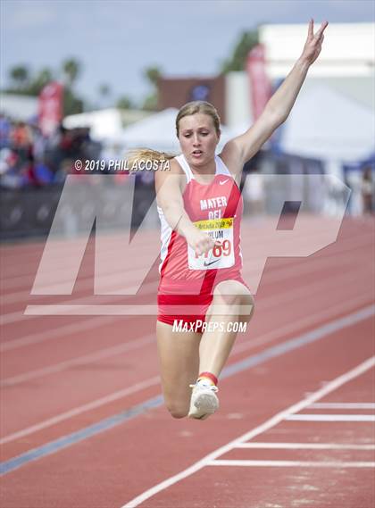 Thumbnail 3 in Arcadia Invitational photogallery.