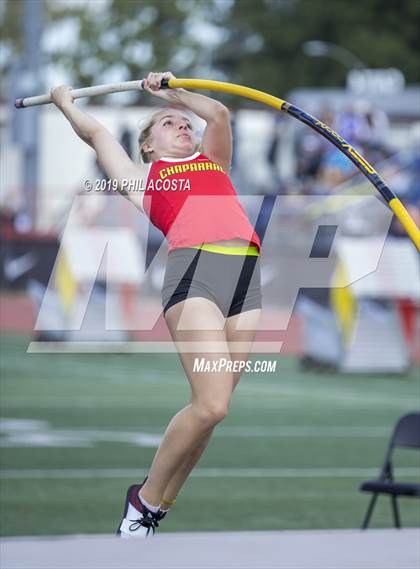 Thumbnail 3 in Arcadia Invitational photogallery.