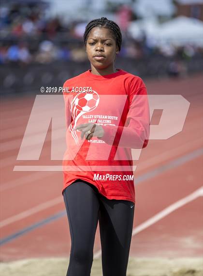 Thumbnail 3 in Arcadia Invitational photogallery.