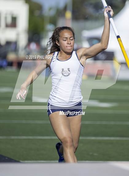 Thumbnail 3 in Arcadia Invitational photogallery.