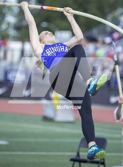 Thumbnail 3 in Arcadia Invitational photogallery.