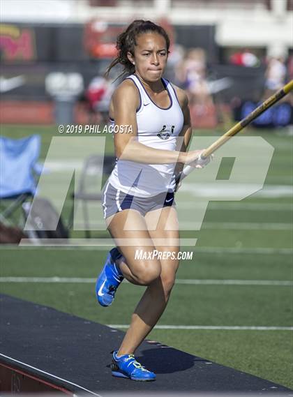 Thumbnail 2 in Arcadia Invitational photogallery.