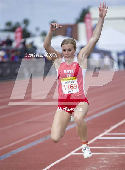 Thumbnail 1 in Arcadia Invitational photogallery.