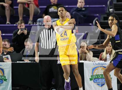 Thumbnail 3 in Montverde Academy vs. McEachern (City of Palms Classic) photogallery.