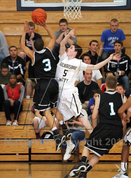 Thumbnail 3 in Archbishop Mitty vs Century (Les Schwab Invitational) photogallery.