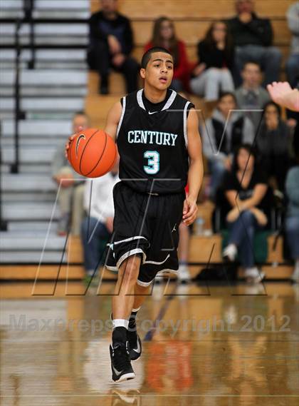 Thumbnail 1 in Archbishop Mitty vs Century (Les Schwab Invitational) photogallery.