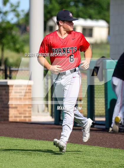 Thumbnail 3 in Muenster @ Collinsville (UIL 2A Area Playoff) photogallery.