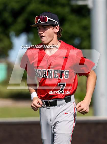 Thumbnail 1 in Muenster @ Collinsville (UIL 2A Area Playoff) photogallery.