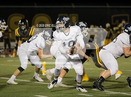 Thumbnail 3 in Oil City vs Thomas Jefferson (PIAA 4A Semi Final) photogallery.