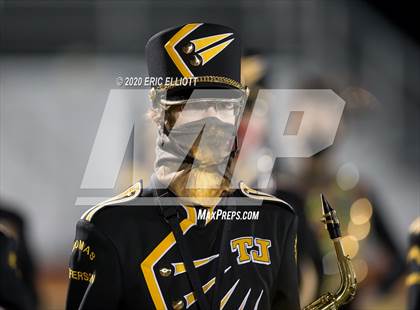 Thumbnail 2 in Oil City vs Thomas Jefferson (PIAA 4A Semi Final) photogallery.