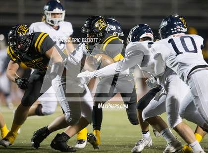 Thumbnail 3 in Oil City vs Thomas Jefferson (PIAA 4A Semi Final) photogallery.