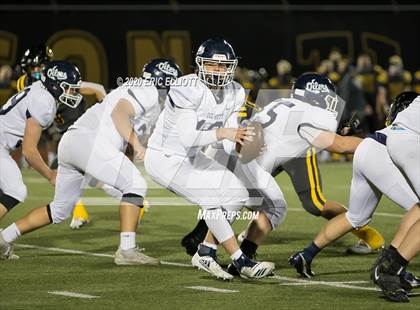 Thumbnail 1 in Oil City vs Thomas Jefferson (PIAA 4A Semi Final) photogallery.