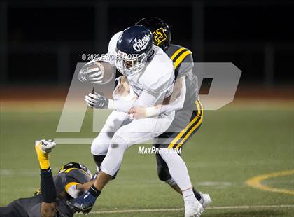 Thumbnail 1 in Oil City vs Thomas Jefferson (PIAA 4A Semi Final) photogallery.