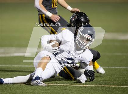 Thumbnail 1 in Oil City vs Thomas Jefferson (PIAA 4A Semi Final) photogallery.