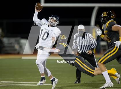 Thumbnail 3 in Oil City vs Thomas Jefferson (PIAA 4A Semi Final) photogallery.