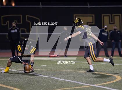 Thumbnail 2 in Oil City vs Thomas Jefferson (PIAA 4A Semi Final) photogallery.