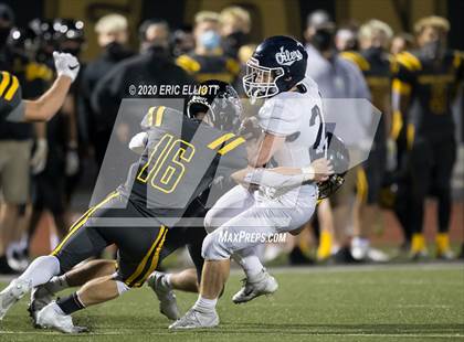 Thumbnail 2 in Oil City vs Thomas Jefferson (PIAA 4A Semi Final) photogallery.