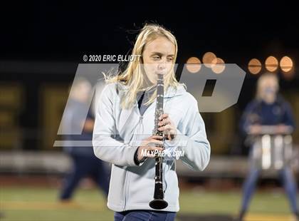 Thumbnail 2 in Oil City vs Thomas Jefferson (PIAA 4A Semi Final) photogallery.