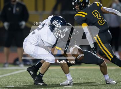 Thumbnail 1 in Oil City vs Thomas Jefferson (PIAA 4A Semi Final) photogallery.