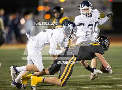 Thumbnail 2 in Oil City vs Thomas Jefferson (PIAA 4A Semi Final) photogallery.