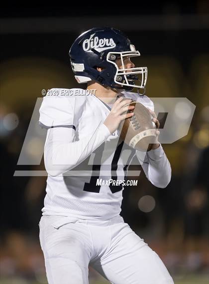 Thumbnail 3 in Oil City vs Thomas Jefferson (PIAA 4A Semi Final) photogallery.