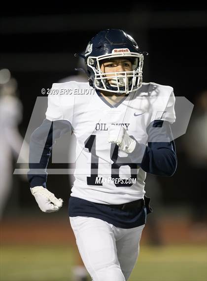 Thumbnail 1 in Oil City vs Thomas Jefferson (PIAA 4A Semi Final) photogallery.