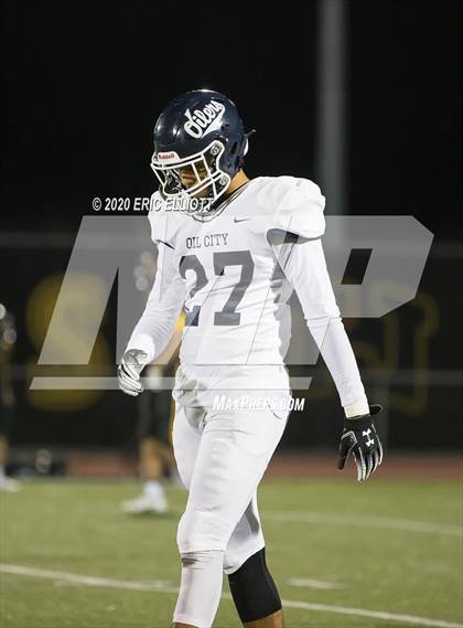 Thumbnail 1 in Oil City vs Thomas Jefferson (PIAA 4A Semi Final) photogallery.