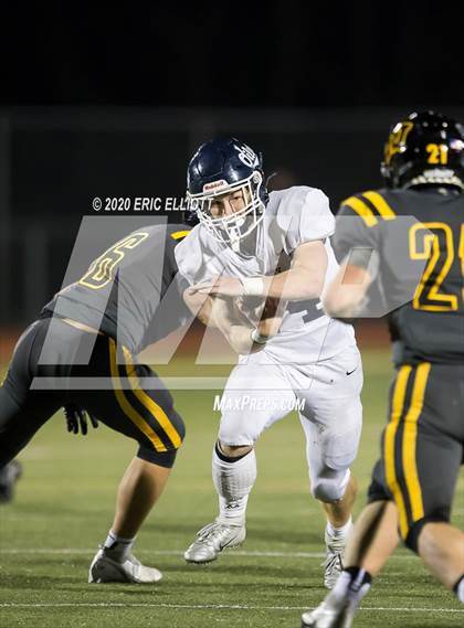 Thumbnail 2 in Oil City vs Thomas Jefferson (PIAA 4A Semi Final) photogallery.