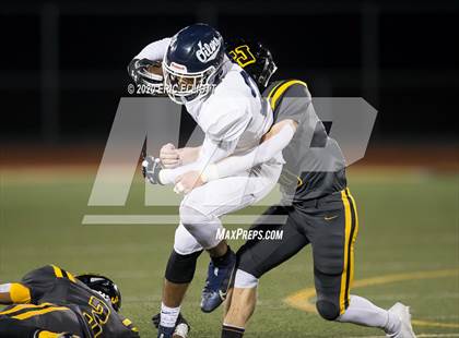Thumbnail 3 in Oil City vs Thomas Jefferson (PIAA 4A Semi Final) photogallery.