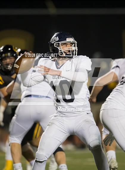 Thumbnail 3 in Oil City vs Thomas Jefferson (PIAA 4A Semi Final) photogallery.