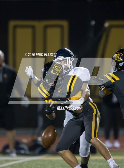 Thumbnail 3 in Oil City vs Thomas Jefferson (PIAA 4A Semi Final) photogallery.