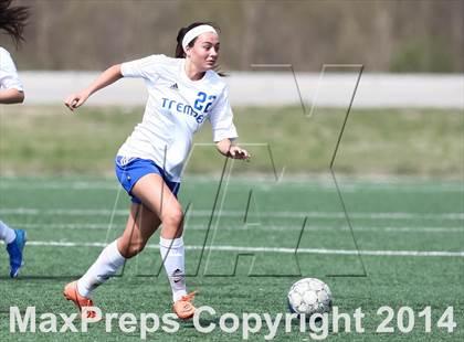 Thumbnail 3 in Tremper vs. Lafayette (St. Louis Soccer Classic) photogallery.