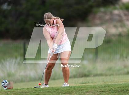 Thumbnail 3 in UIL 1A Golf Girls Finals photogallery.